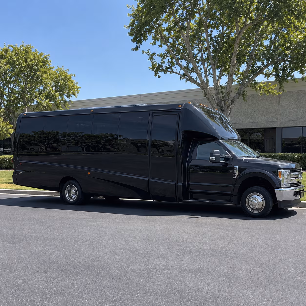 Gainesville Birthday, Sweet 16, & Quinceañera Party Bus Rentals
